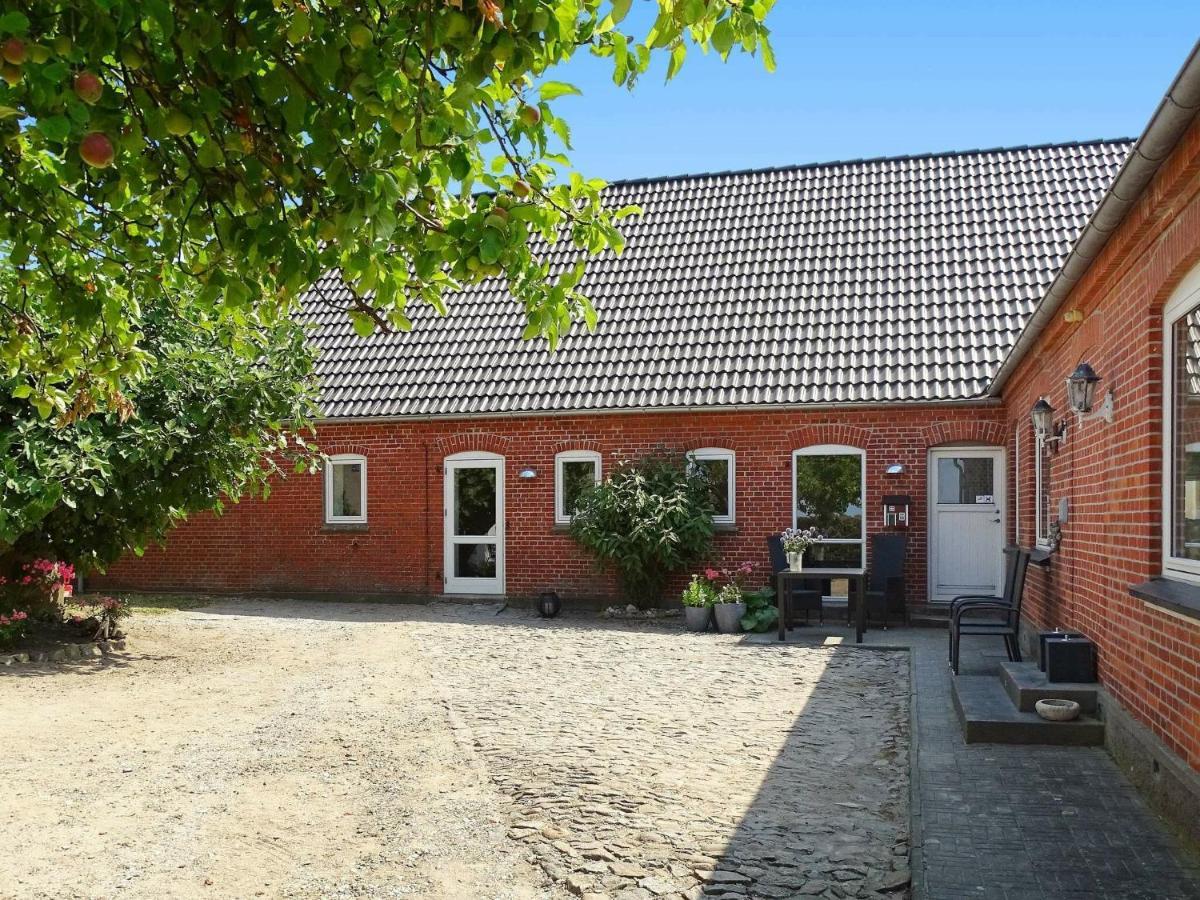 14 Person Holiday Home In R Sk Bing Ærøskøbing Kültér fotó